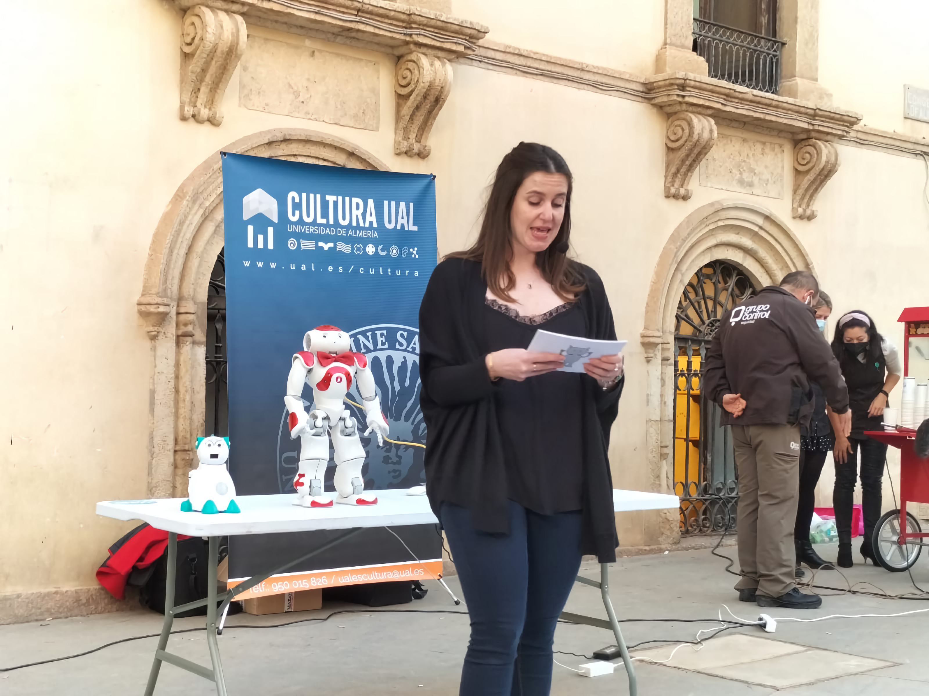 Lee más sobre el artículo Robótica a pie de calle, una nueva actividad celebrada en Almería